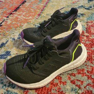 Adidas black/purple Ultraboost. Little Girl Size 12.